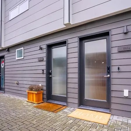 Ballard'S Pet-Friendly Mid Century Home + Rooftop Deck Seattle Exterior foto